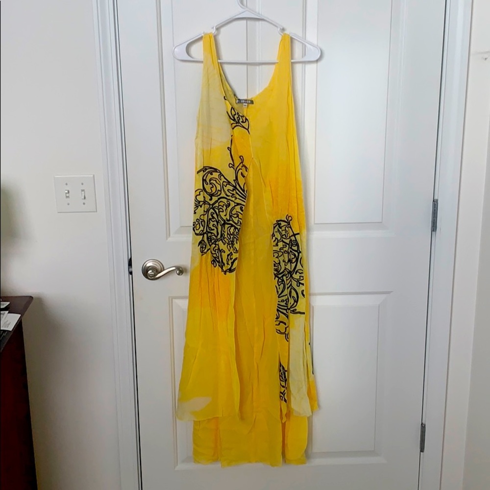 Yellow black dress
